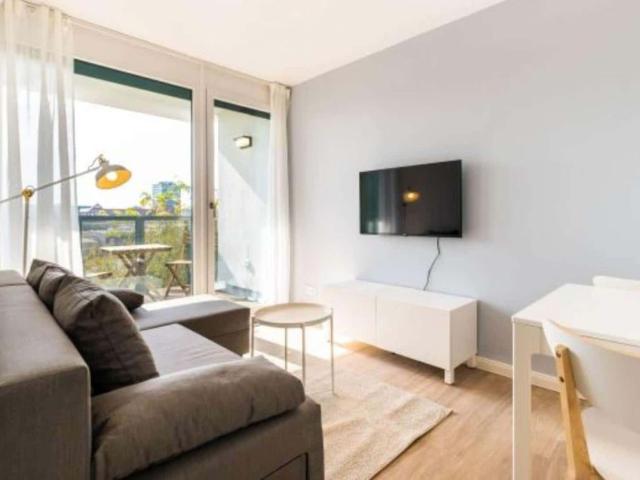 Studio for rent in Berlin, bills included