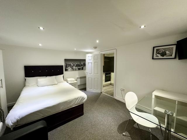 studio for rent in Brownhill Crescent, Leeds, Leeds