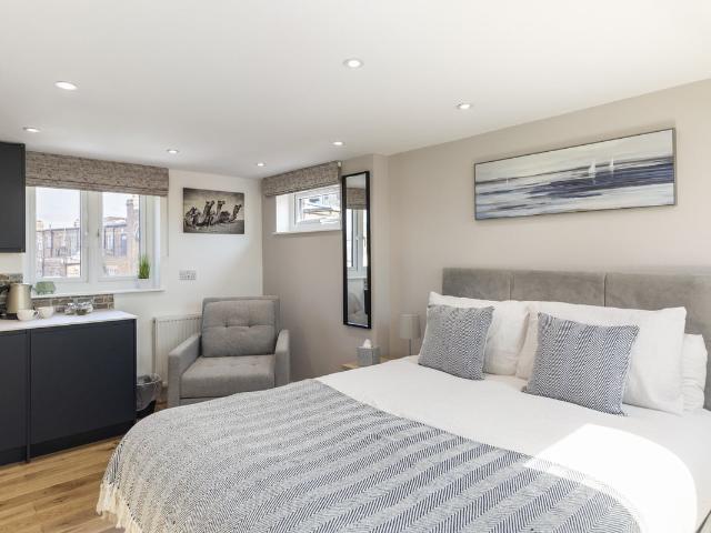 studio for rent in Garden City, Edgware, HA8