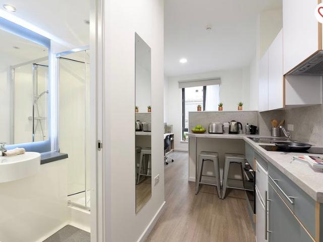 Studio for rent in Glasgow City Centre