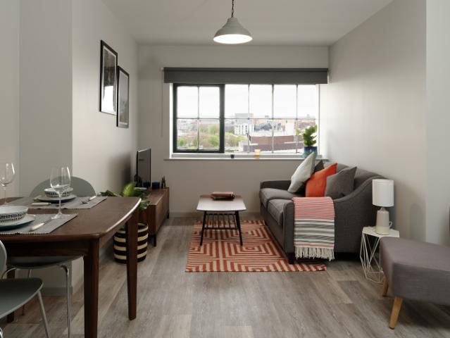 studio for rent in Granby Row Uncle M1