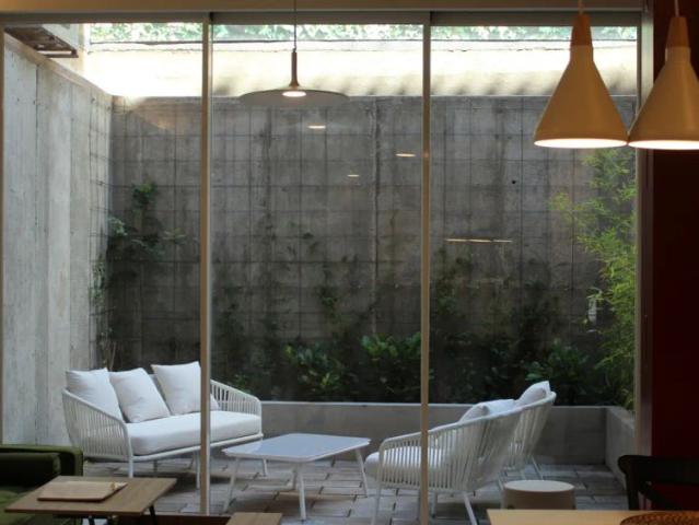 Studio for rent in Guindalera