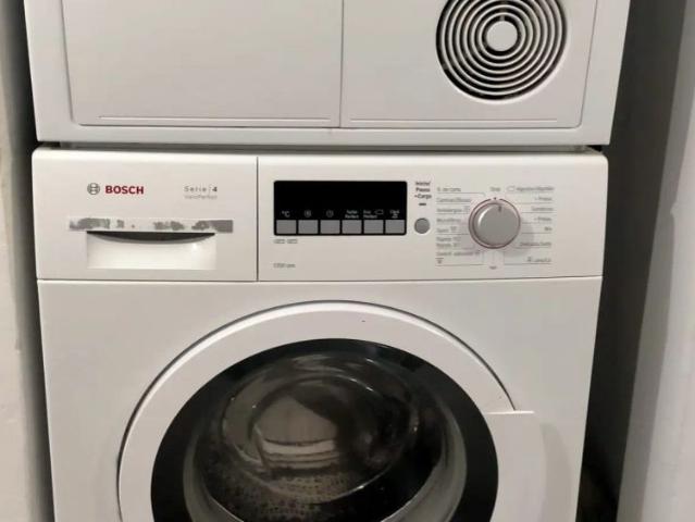 Studio for rent in Guindalera, bills included