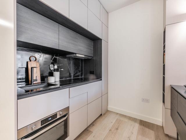 Studio for Rent in Dandi on the Hill, | Foxtons