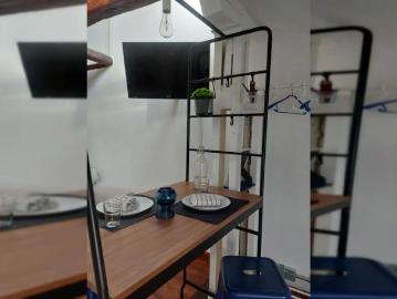 Studio for rent in Embajadores