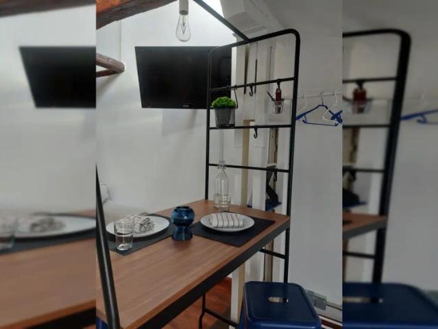 Studio for rent in Embajadores