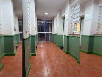 Studio for rent in Embajadores