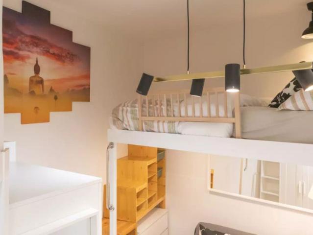 Studio for rent in Embajadores, Madrid, all bills included