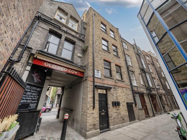 Studio for Rent in East Passage | Foxtons