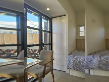 Studio for rent in El Raval, some bills included