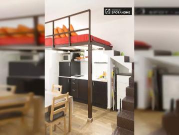Studio for rent in El Viso, bills included, professionals, couples and students allowed