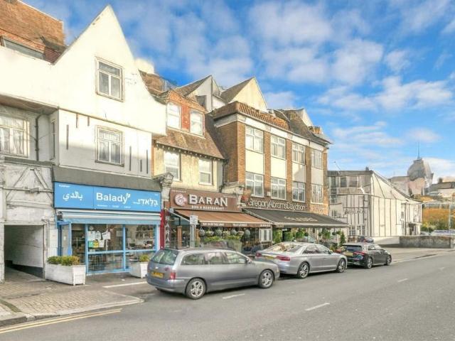 studio for rent in Finchley Road, Temple Fortune, London
