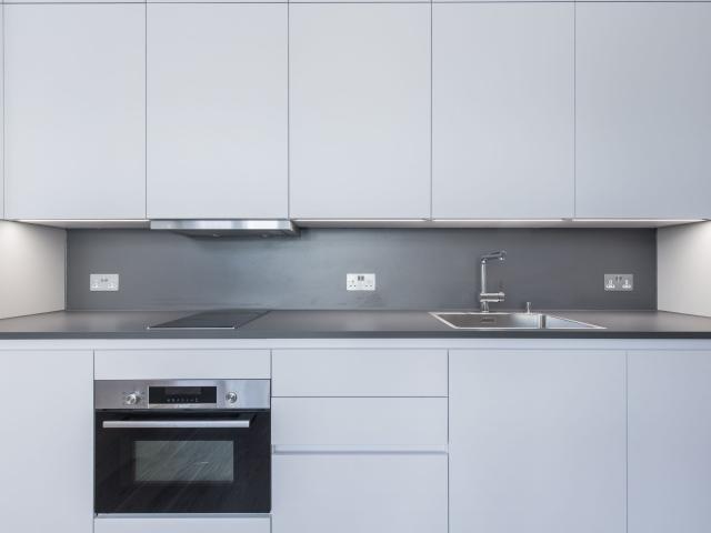 studio for rent in Flat 1 7 Heathfield Park Willesden Green London