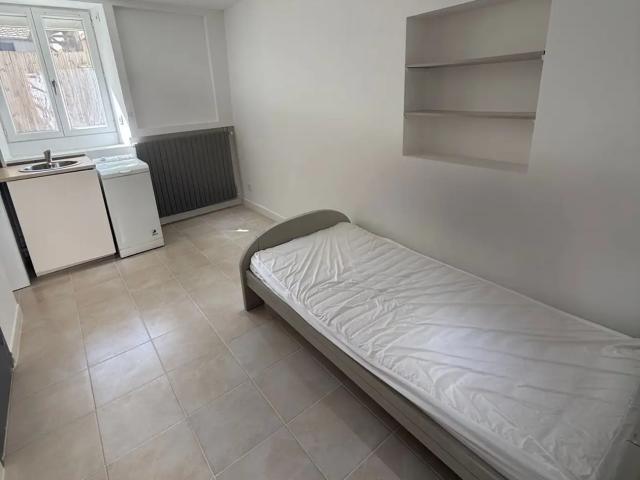 studio for rent in LONGJUMEAU 91160