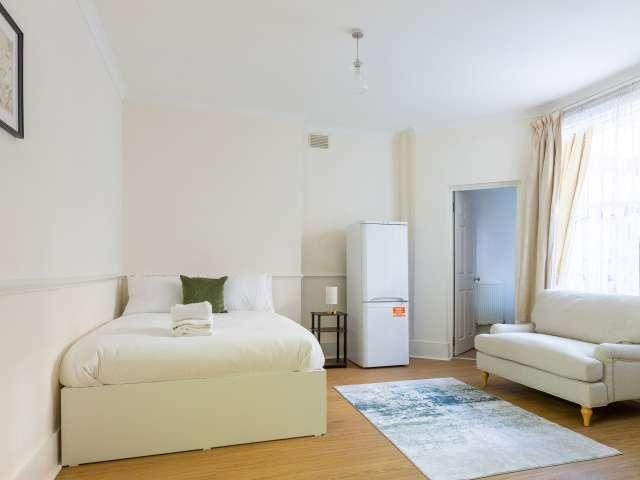 Studio for rent in London
