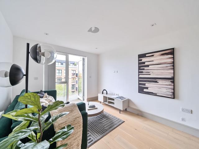studio for rent in Lawrence Road, London, London