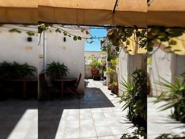 Studio for rent in La Merced, bills included