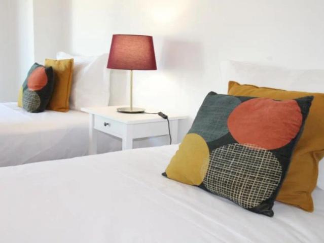Studio for rent in Lisbon, bills included