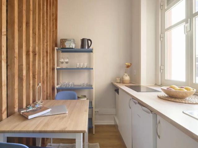 Studio for rent in Lisbon, bills included