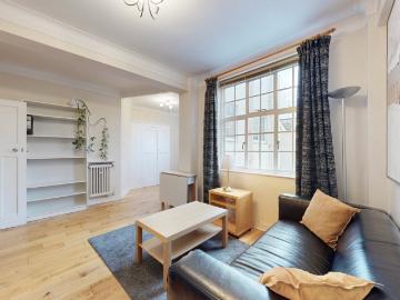 Studio to rent in Upper Ground SE1 London - Lift