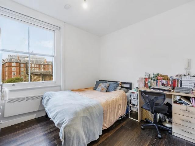 studio for rent in Matheson Road, London, W14