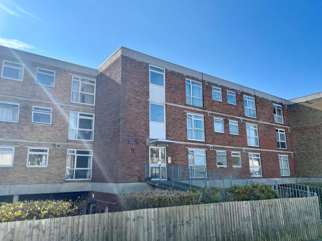 studio for rent in Manton Court, Eastbourne