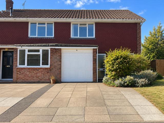 studio for rent in southwick close, semi detached, winchester