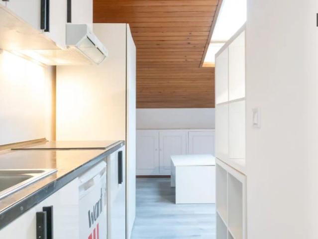 Studio for rent in Sol