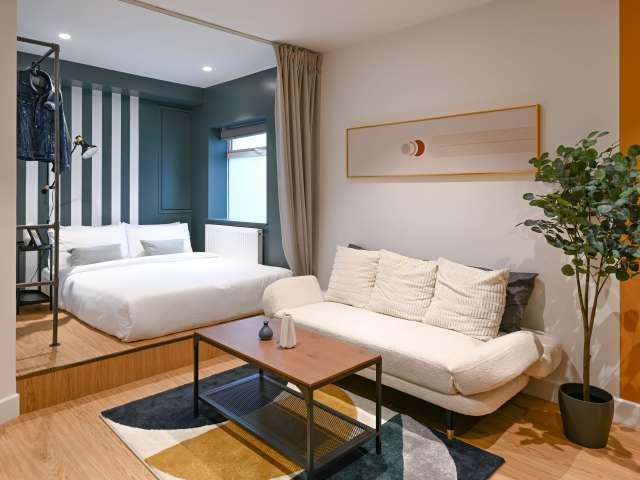 Studio for rent in Saint Peter's, London