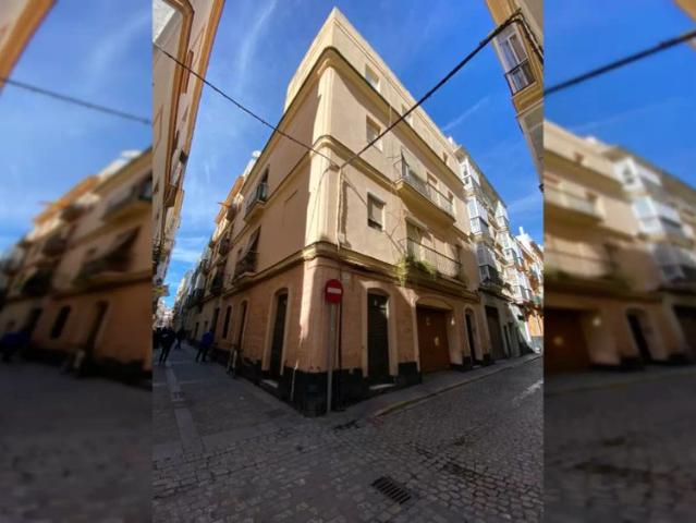 Studio for rent in San Antonio, Cadiz