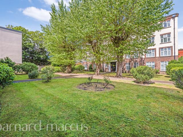 studio for rent in St. James's Road, Croydon, Croydon