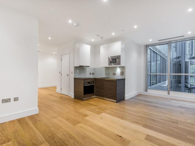 Studio for Rent in Staines Road | Foxtons