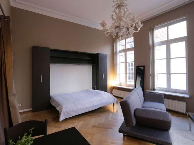 Studio for rent in Stalingrad, Brussels