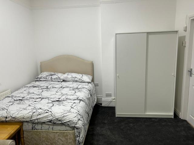 studio for rent in Stanmore Road, Birmingham, Birmingham