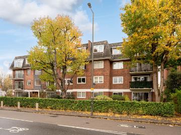 Studio for Rent in Stretford Court, Worple Road | Foxtons