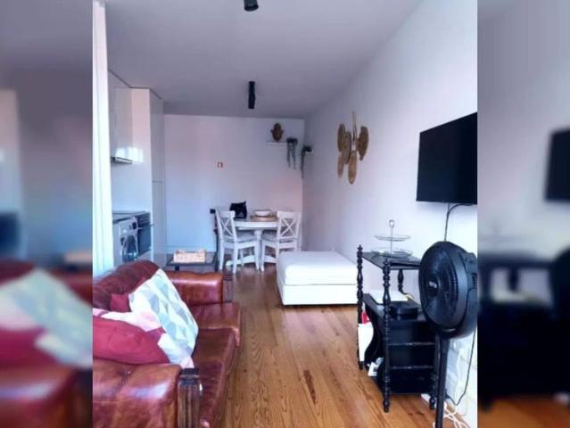 Studio for rent in Porto