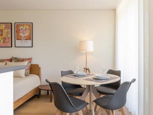 Studio for rent in Porto