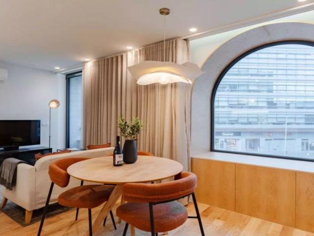 Studio for rent in Porto, all bills included, perfect for professionals, students and couples