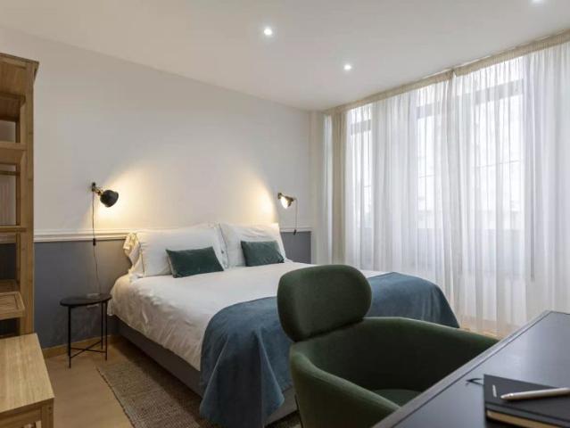 Studio for rent in Porto, bills included