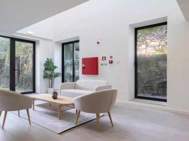 Studio for rent in Porto, bills included