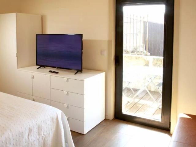 Studio for rent in Porto, bills included