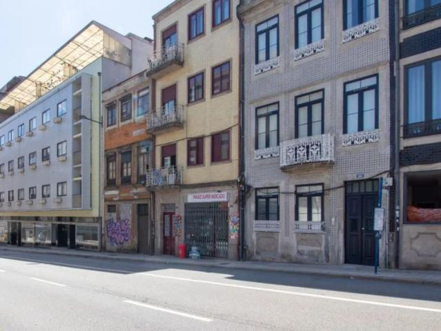 Studio for rent in Porto, bills included