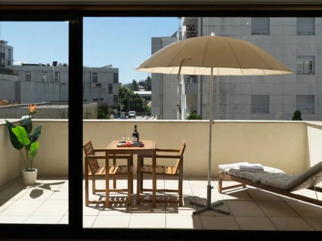 Studio for rent in Porto, pets allowed