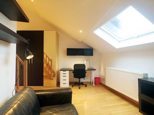 Studio for rent in Porte de Hal, Brussels