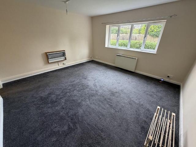 studio for rent in Property, ST5 2LX