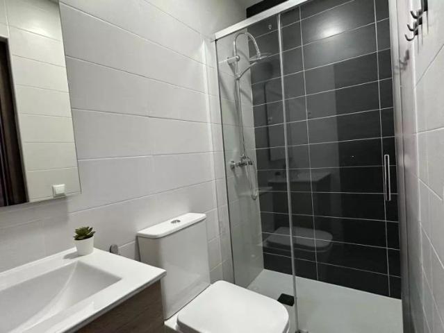 Studio for rent in Puerta Bonita, Madrid, no internet available