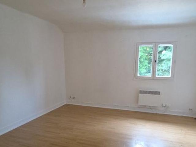 studio for rent in ROISSY EN BRIE 77680