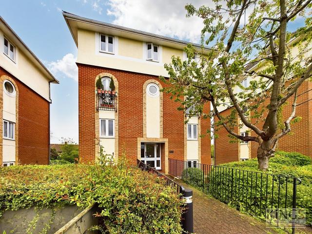 studio for rent in Walsingham Close, Hatfield, AL10
