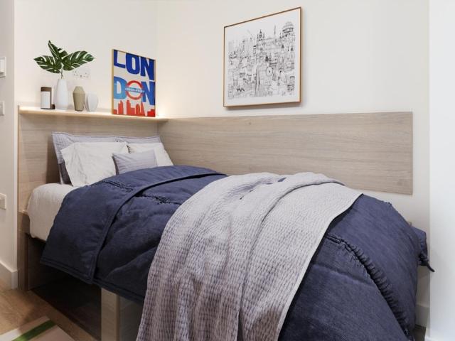 Studio to rent on Weston Street, London