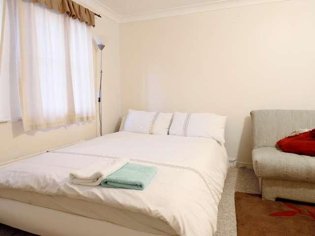 Studio for rent in Thamesmead East, London
